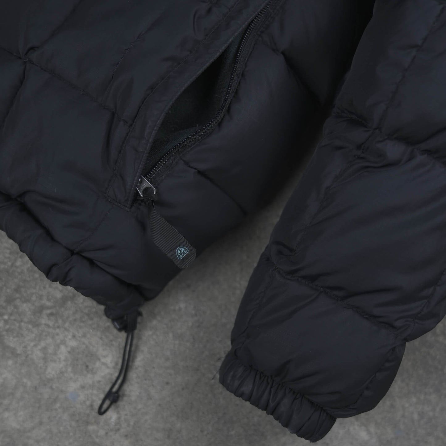 Nike ACG Reversible Vintage Puffer Jacket Black (S)