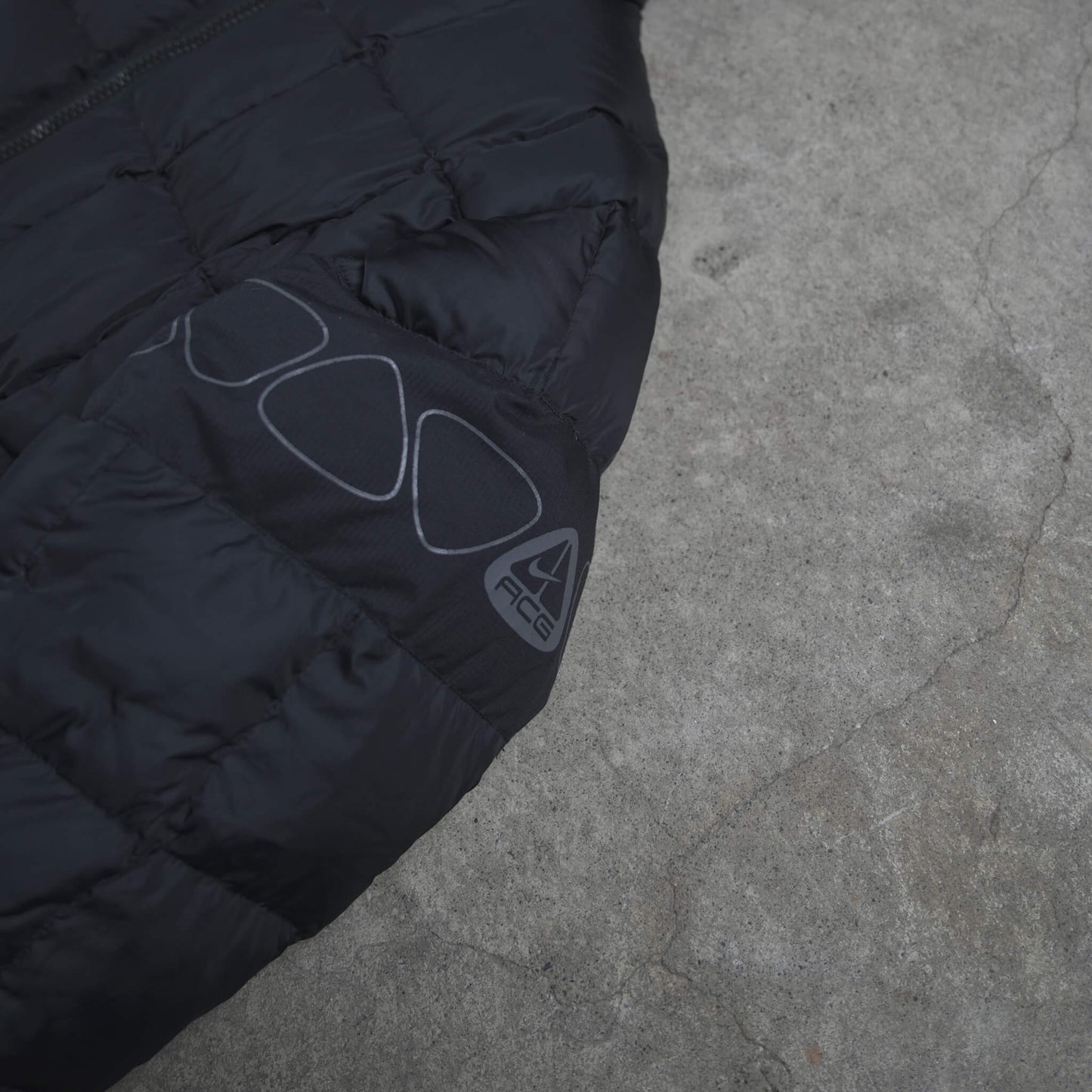Nike ACG Reversible Vintage Puffer Jacket Black (S)