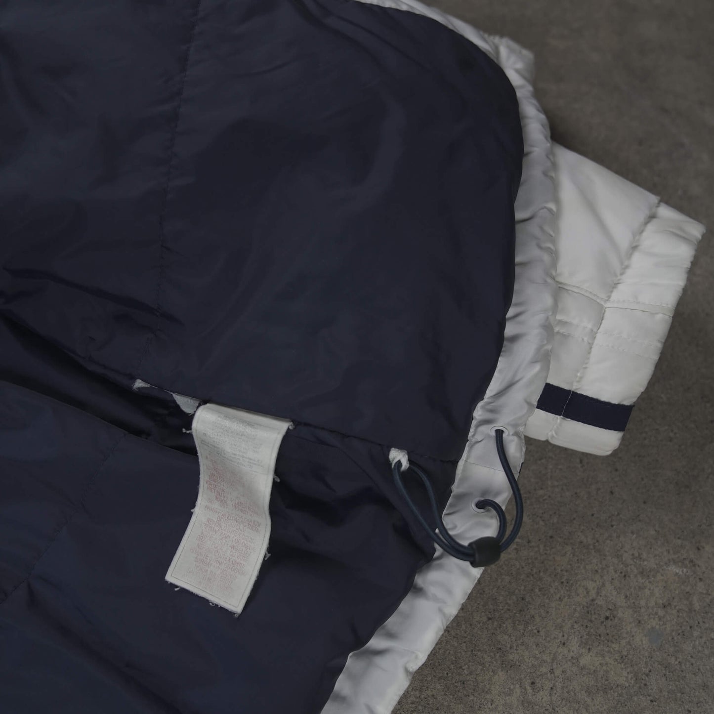 Nike Hex Vintage Puffer Jacket White (L)