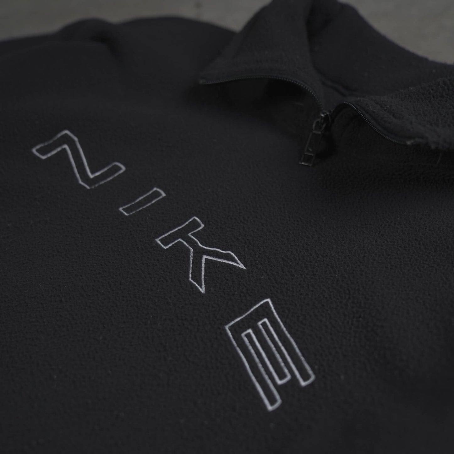 Nike Vintage Spellout 1/4 Zip Fleece Black (M)