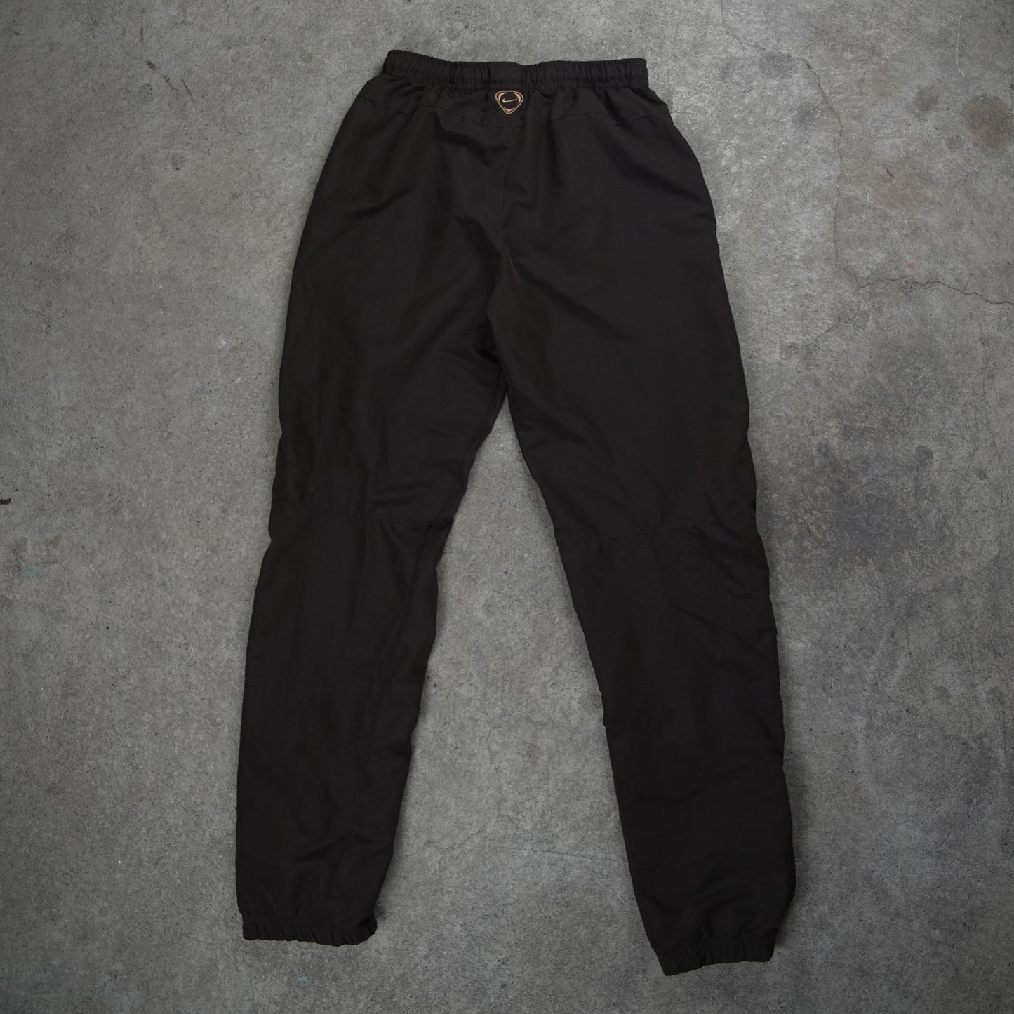 Nike Vintage Barcelona Trackpants Brown (Kids XL)
