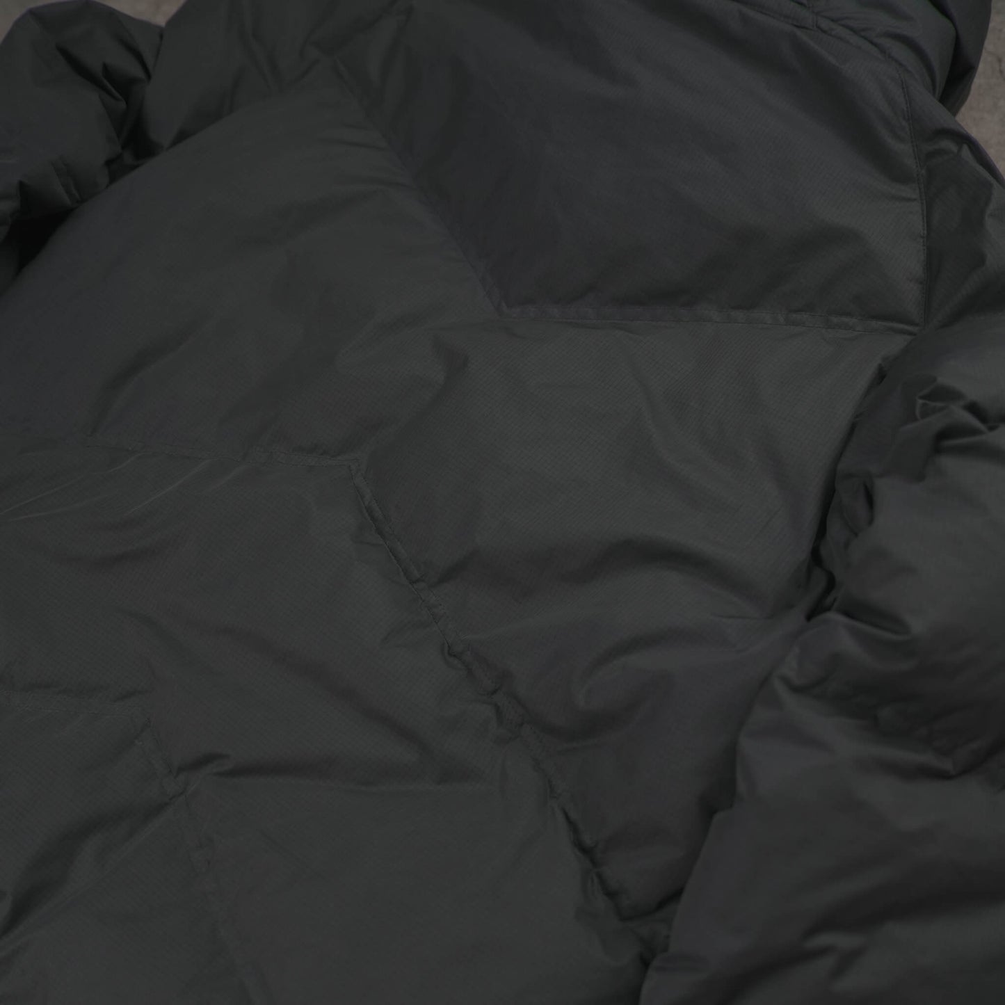 Nike Vintage Puffer Jacket Black (M)