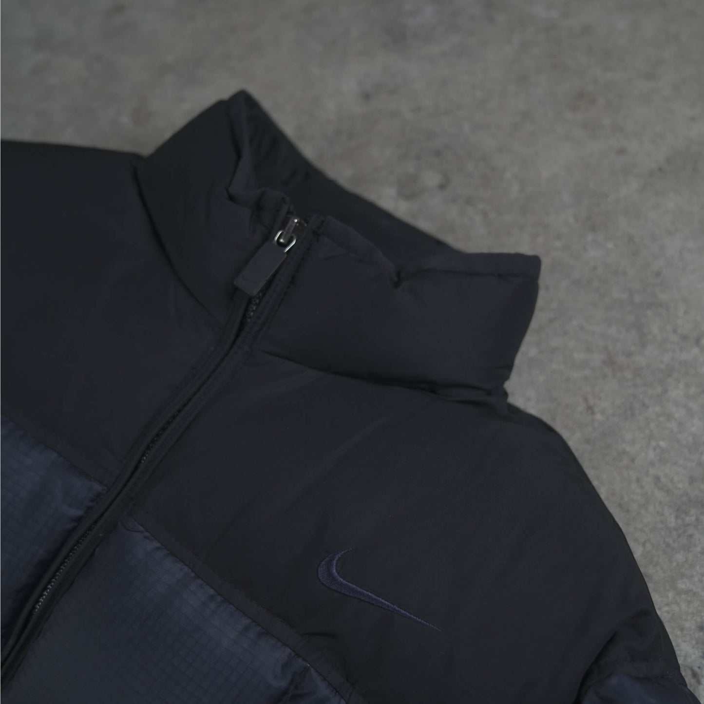 Nike Vintage Puffer Jacket Black (Fit XS-S)