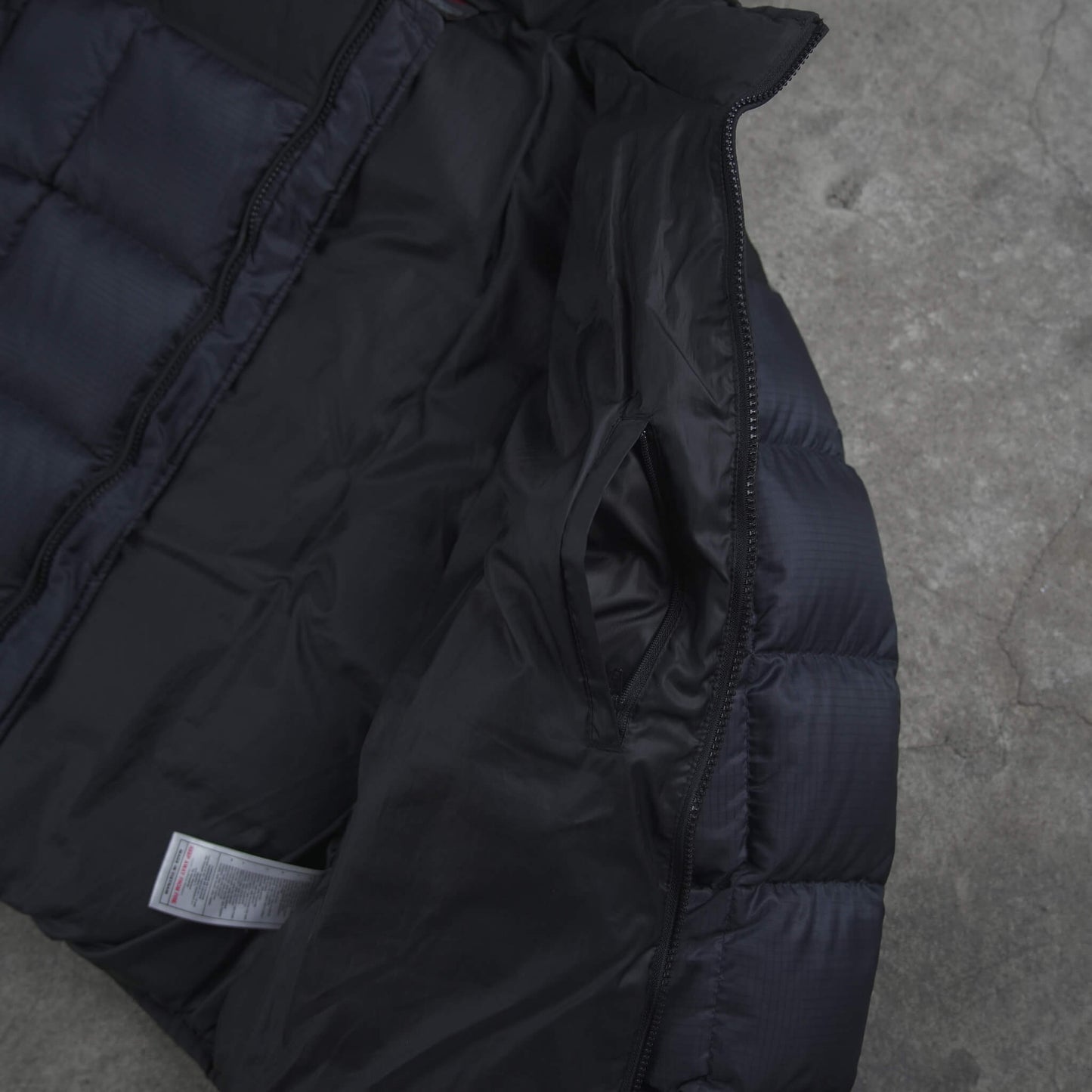Nike Vintage Puffer Jacket Black (Fit XS-S)