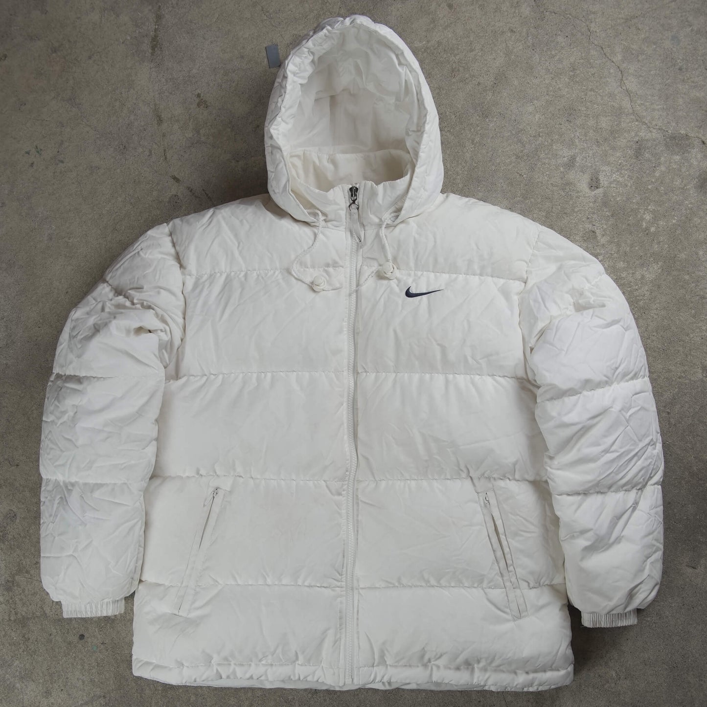 Nike Vintage Backprint Puffer Jacket White (L)