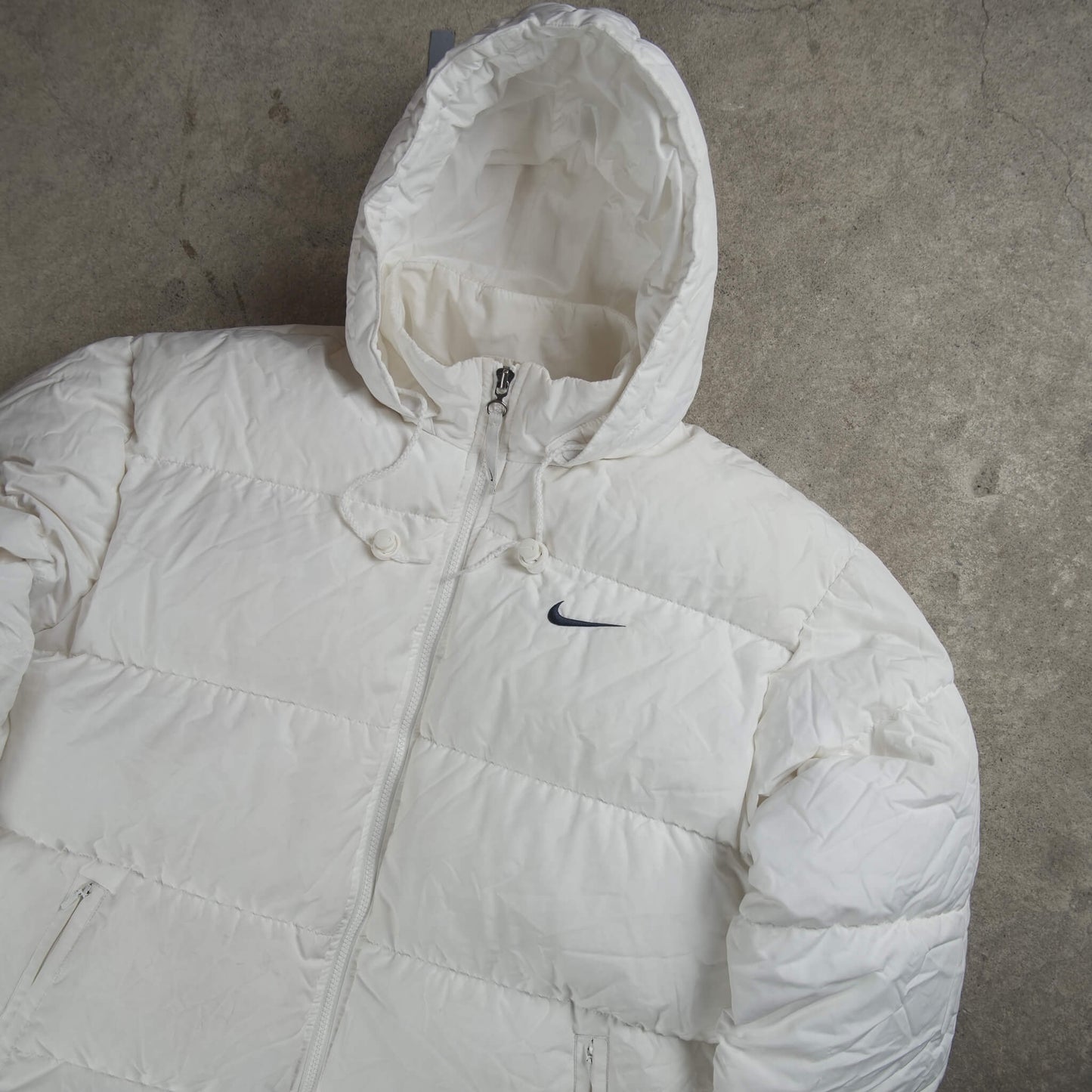 Nike Vintage Backprint Puffer Jacket White (L)
