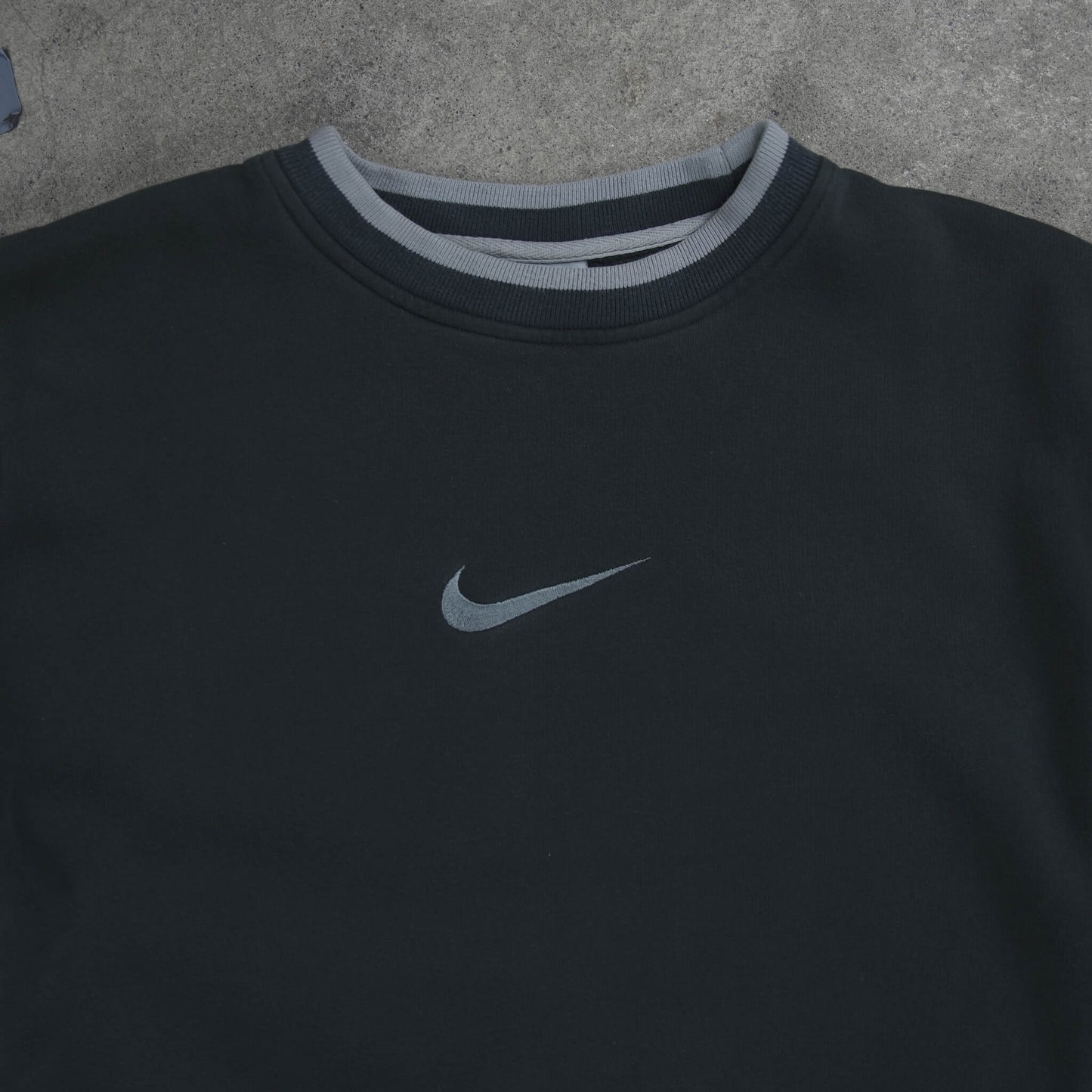 Nike Vintage Center Swoosh Sweater Black (L)