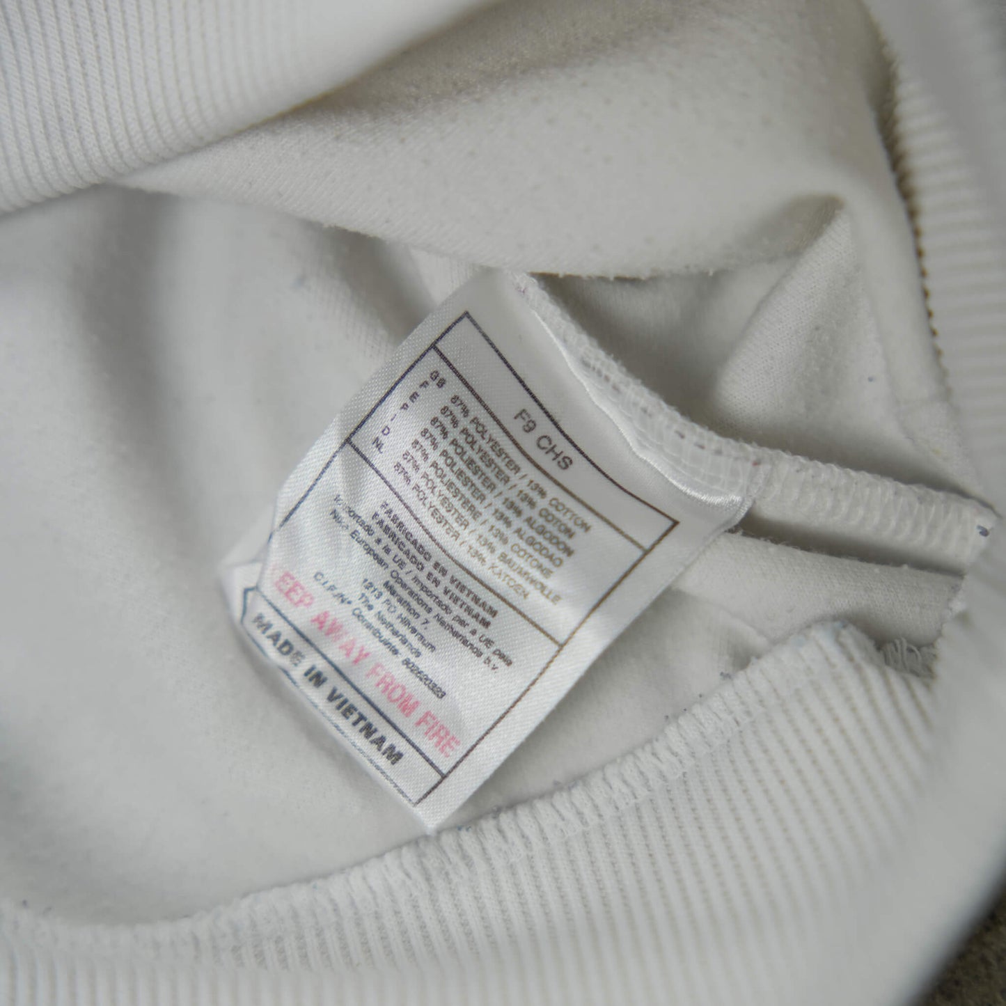 Nike Vintage Spellout Sweater White (Kids XL)